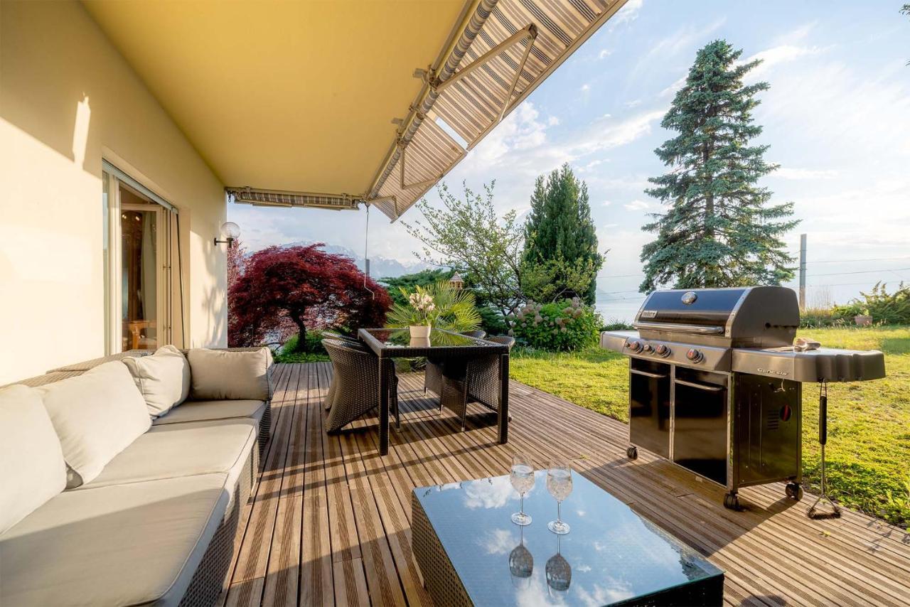 Rooms In Splendid Apartment With Parking-Stunning Lake View Монтрё Экстерьер фото
